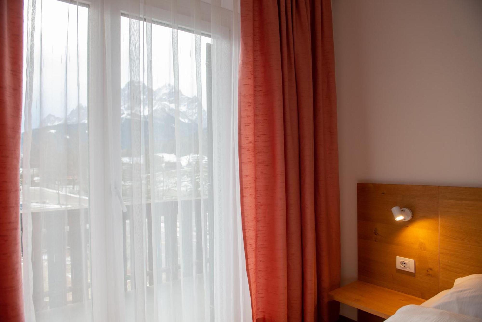 Garni Hofer Aparthotel Sexten Luaran gambar